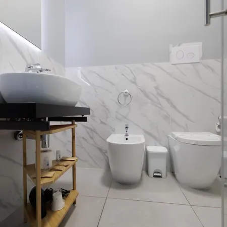 La Palazzata Urban 3*